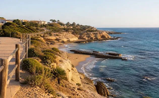 Apertura de puertas en Aguamarina en Orihuela Costa