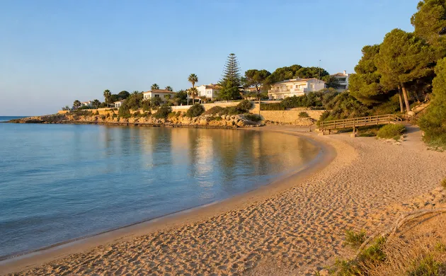 Apertura de puertas en Campoamor en Orihuela Costa